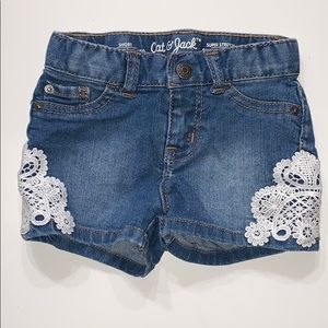 CAT & JACK toddler girls jean shorts